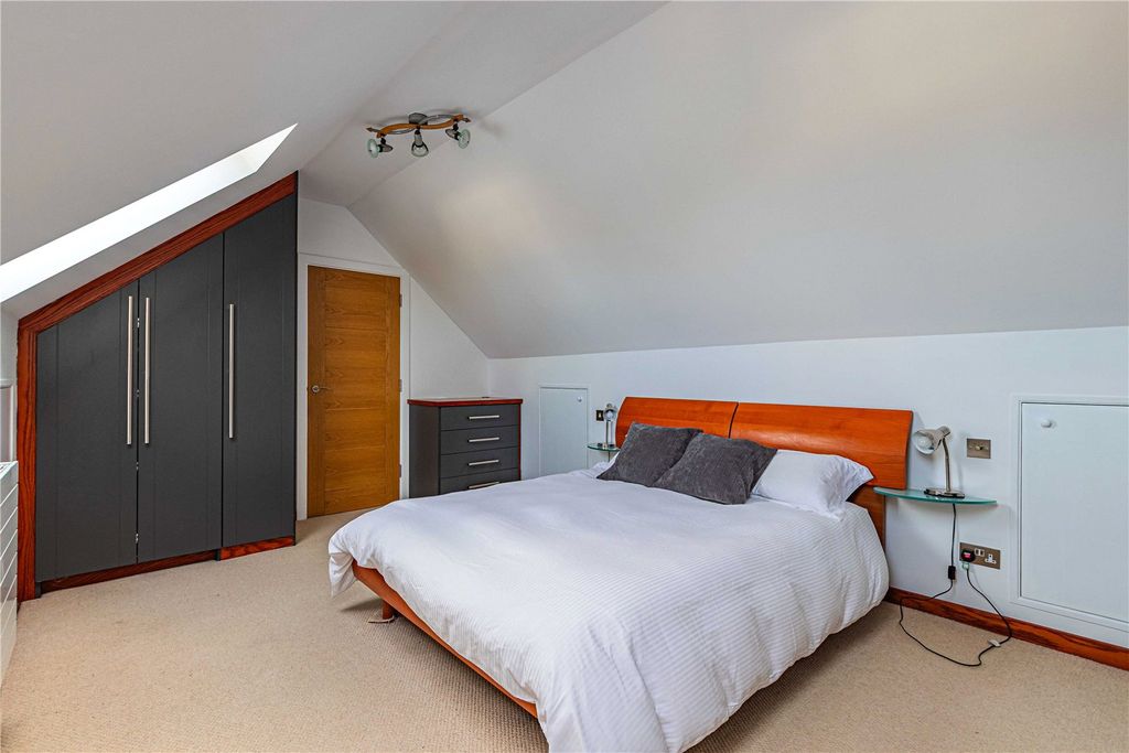 Additional image 10 of 4 bed terraced house for saleGrange Lane, Letchmore Heath, Watford, Hertfordshire WD25