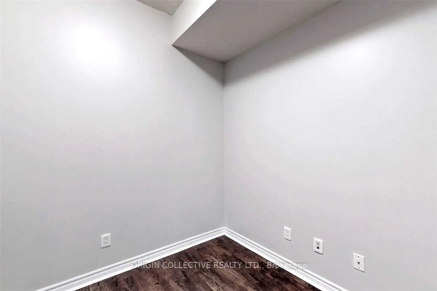Additional image 8 of 2885 Bayview Avenue 218