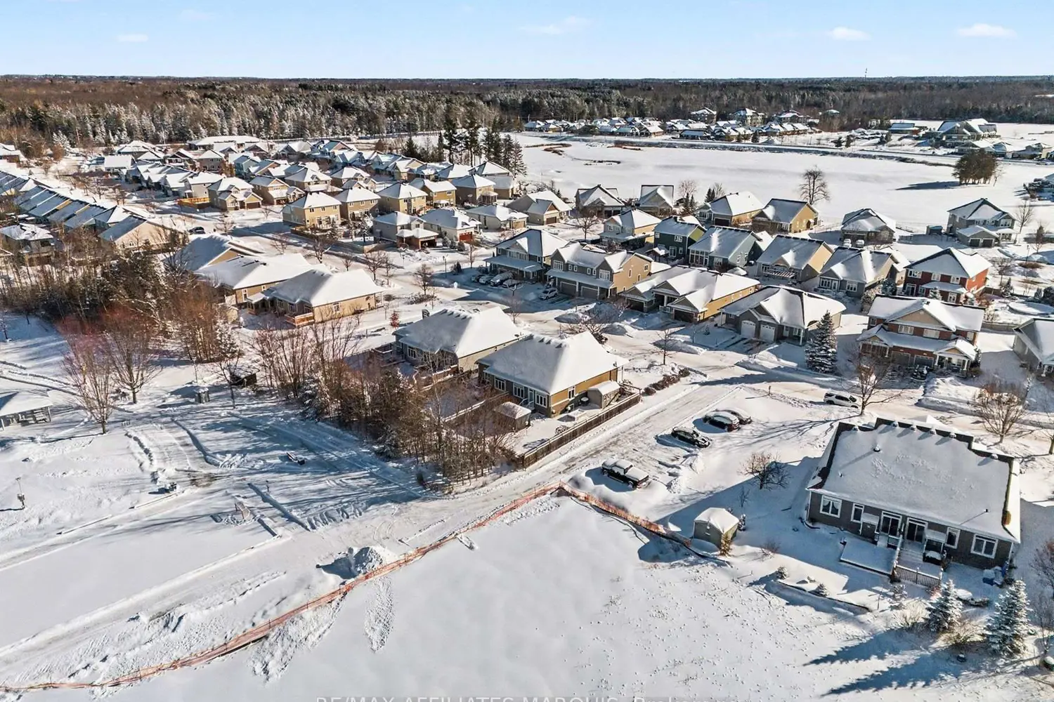 Additional image 16 of 171 Royal Landing Gate