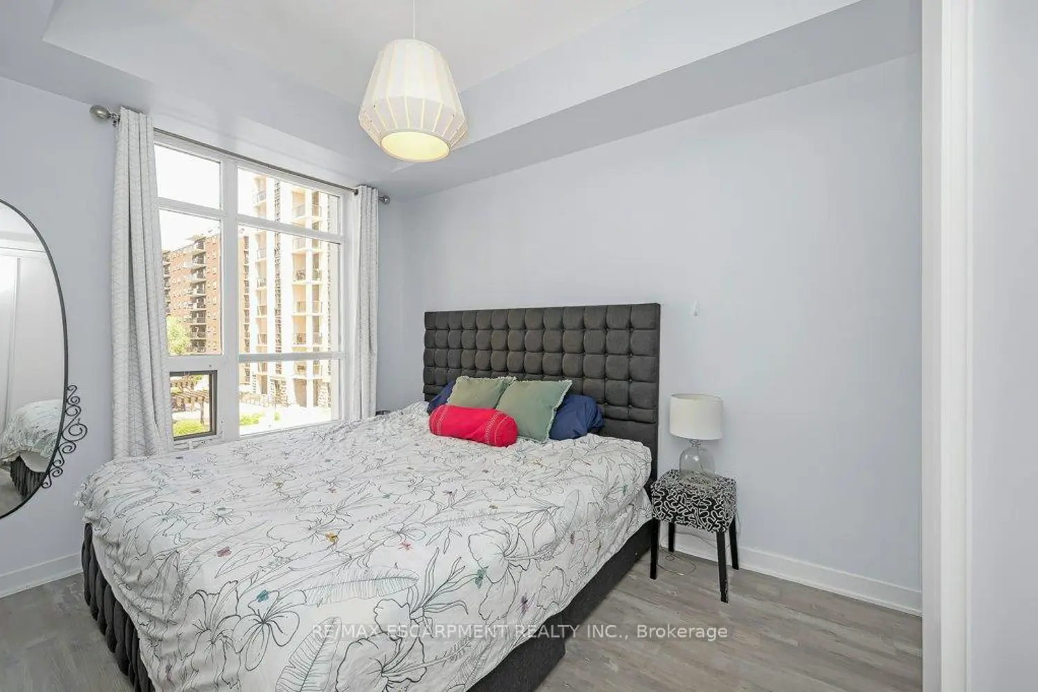 Additional image 11 of 90 Charlton Avenue 302