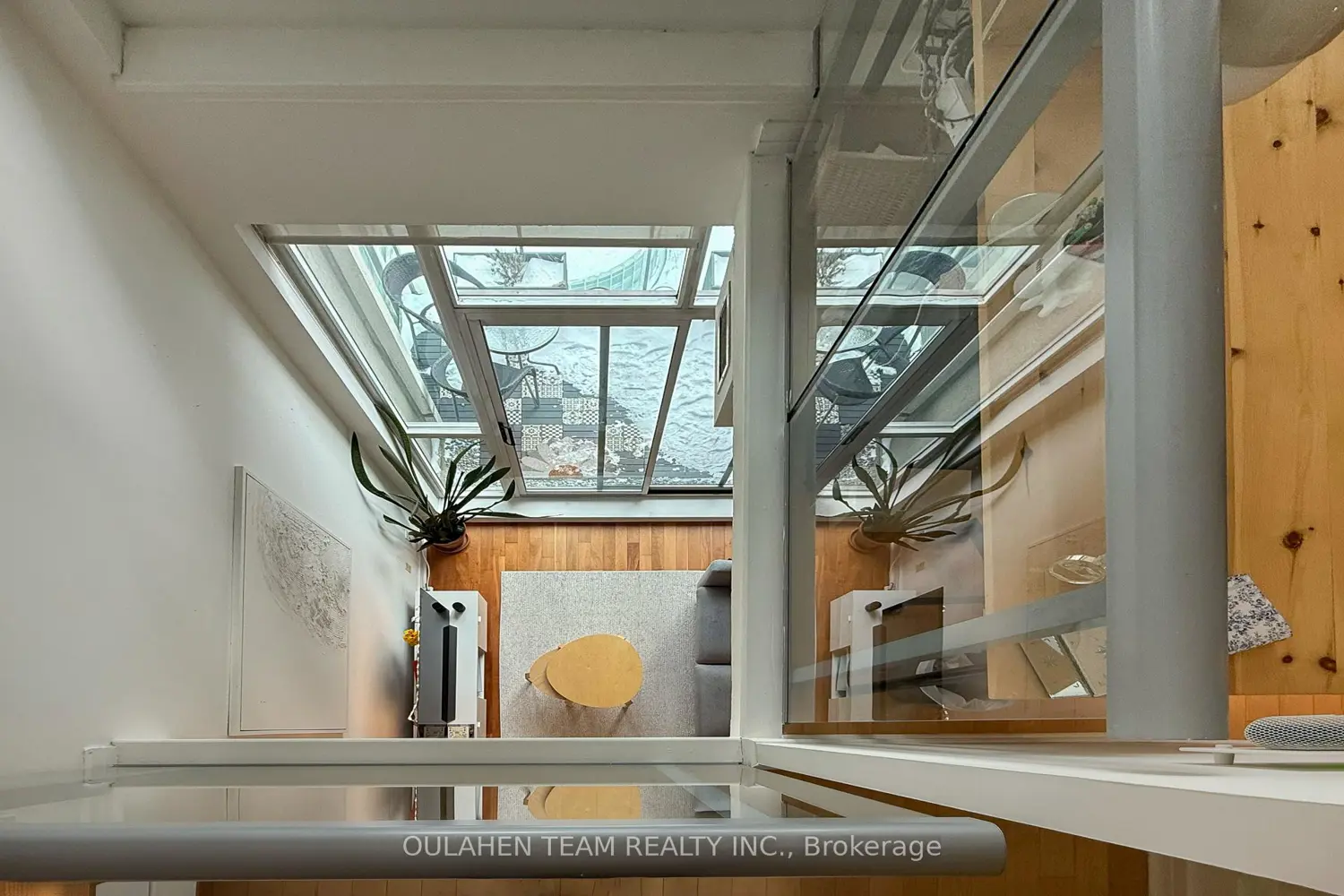 Additional image 12 of 1 Avondale Avenue 909