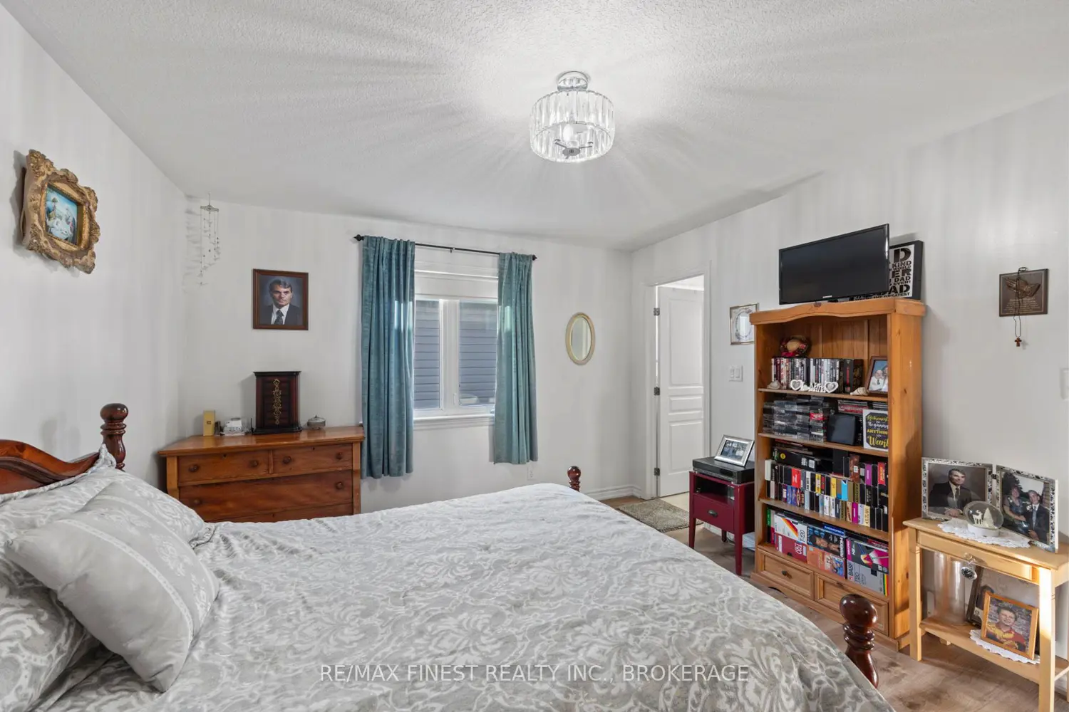 Additional image 5 of 1133 Halifax Drive