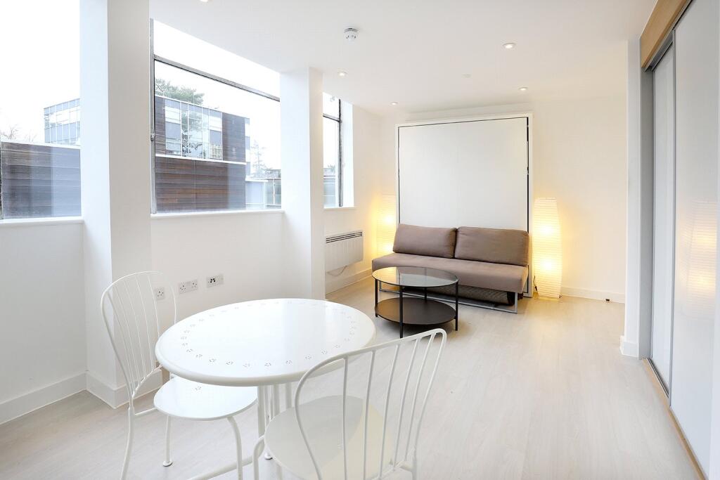 Additional image 6 of Nellis Hall, Newsom Place, St. Albans, Hertfordshire, AL1