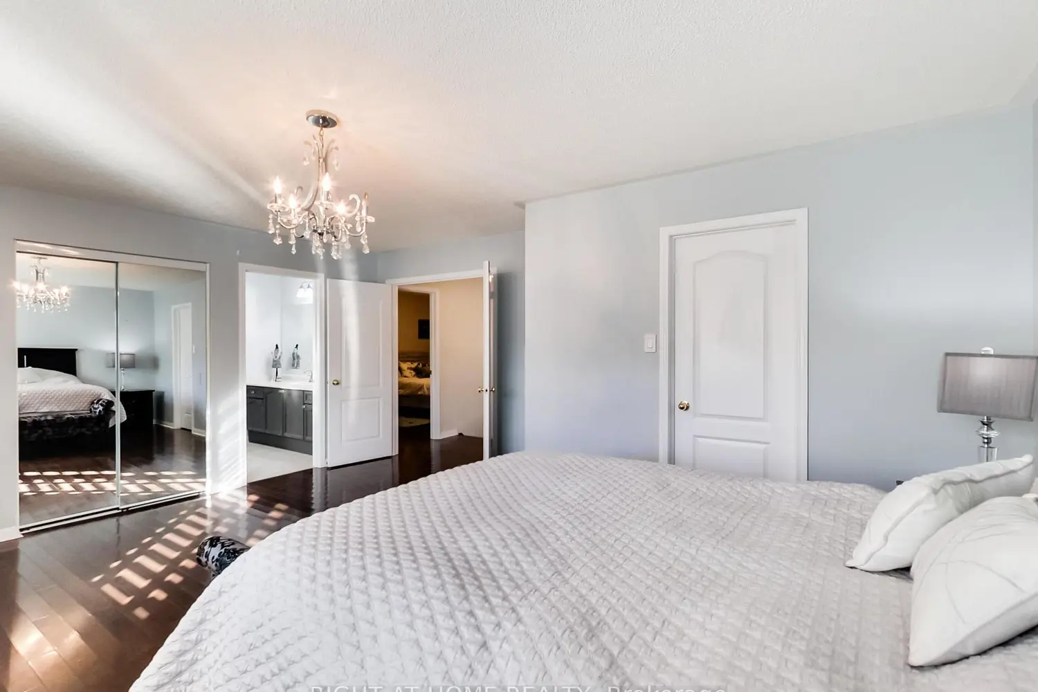 Additional image 3 of 2527 Nettlecreek Crescent