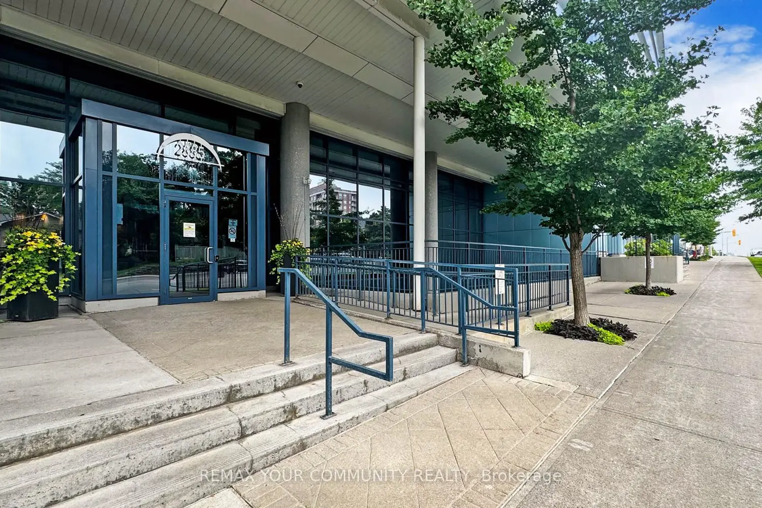 Additional image 3 of 2885 Bayview Avenue 913