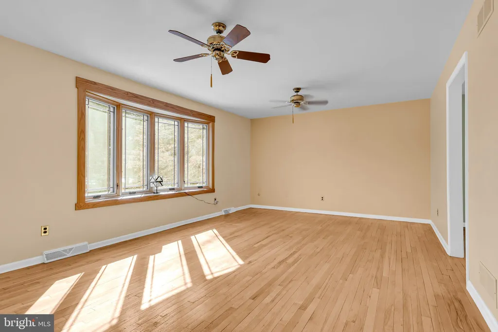 Additional image 11 of 38 Stardust Drive, Newark, DE 19702