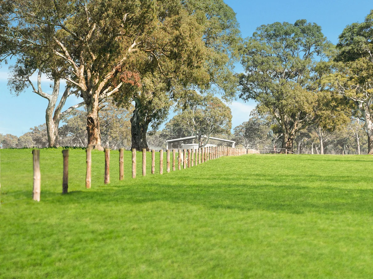 813 Yarramyljup Road, Rocklands VIC 3401