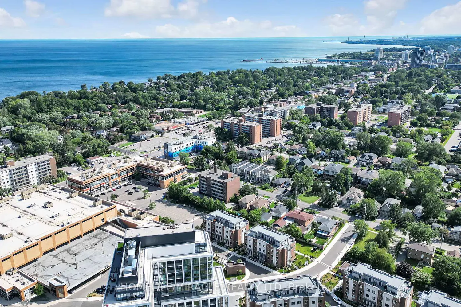 Additional image 6 of 1062 Douglas Mccurdy Common 230