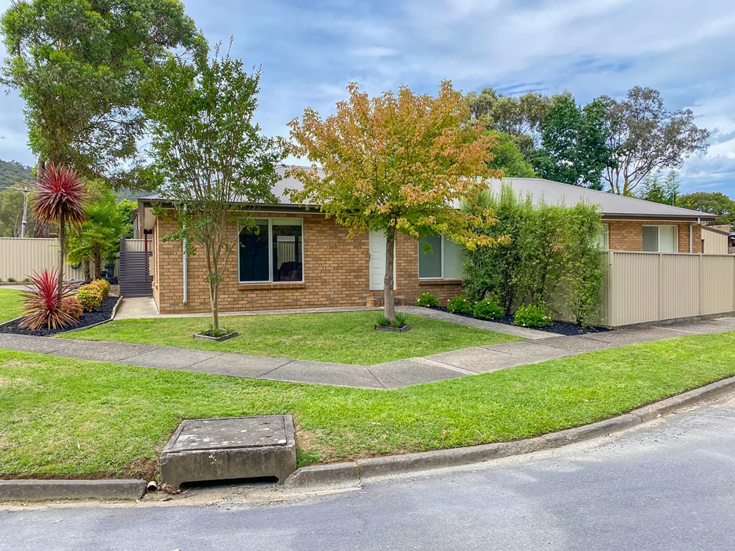 Additional image 2 of 29 The Boulevard, Eildon VIC 3713