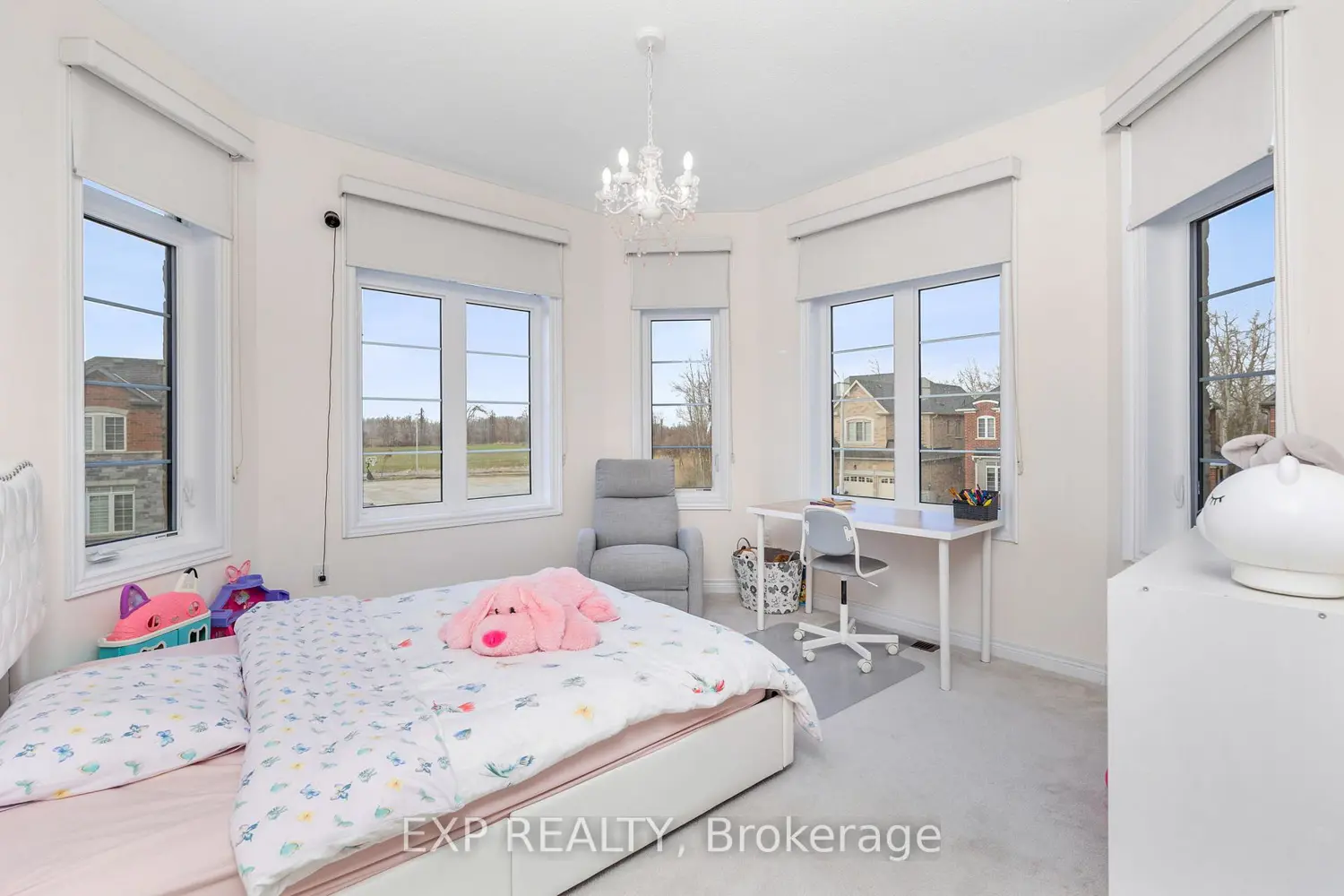 Additional image 11 of 2300 Lozenby Street