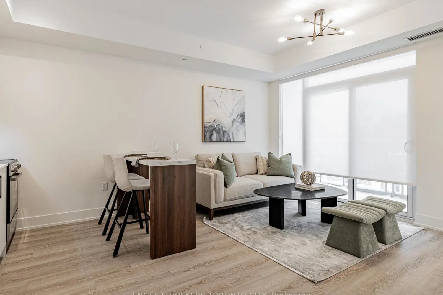 Additional image 7 of 2075 King Road 249