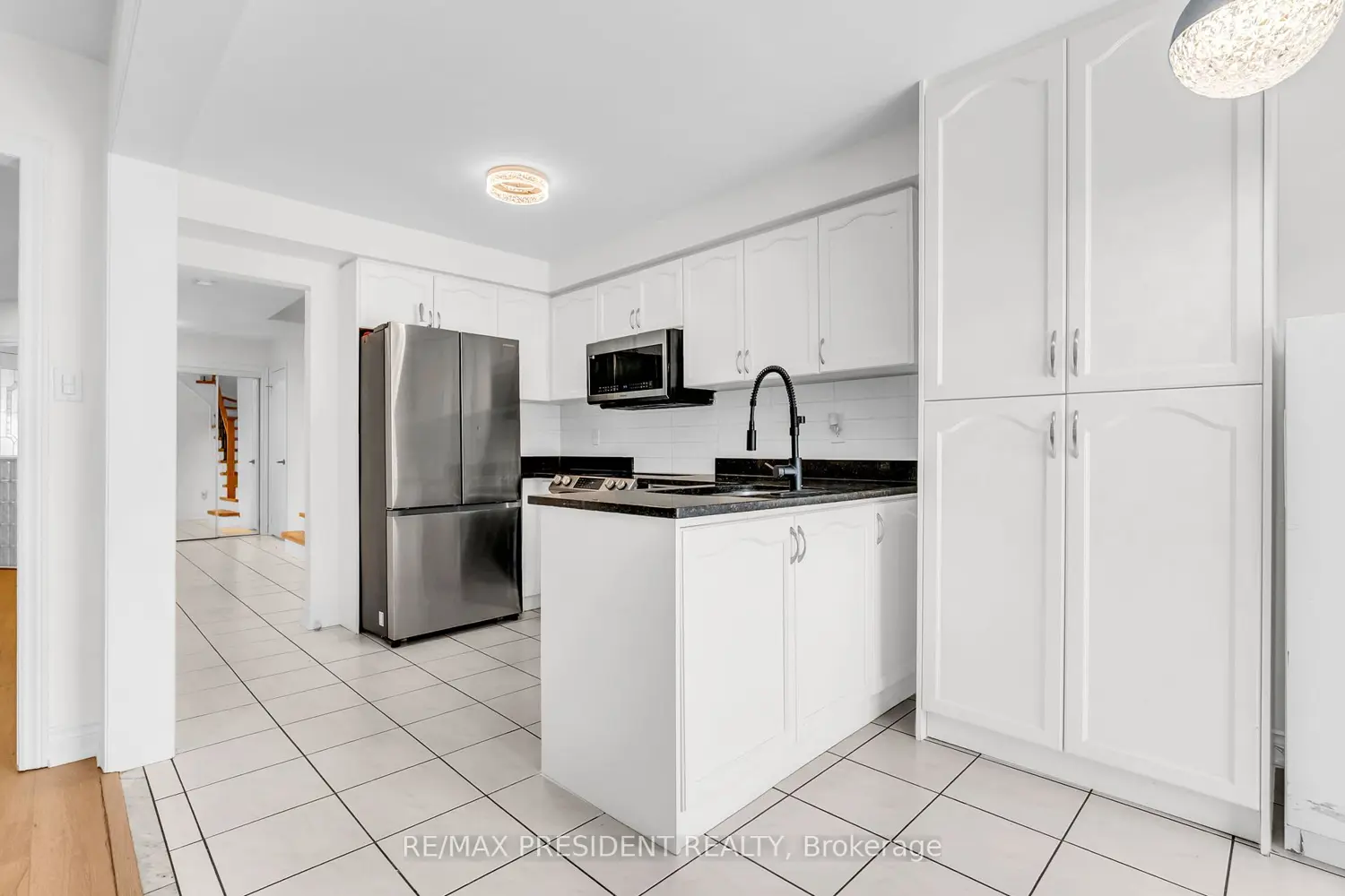 Additional image 5 of 7031 Graydon Court