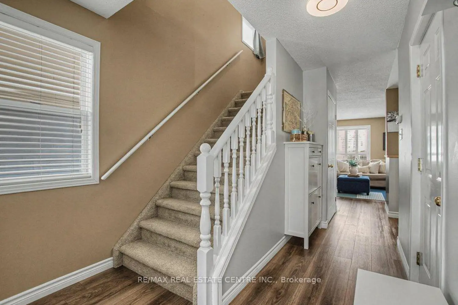 851 Butternut Avenue photo 5