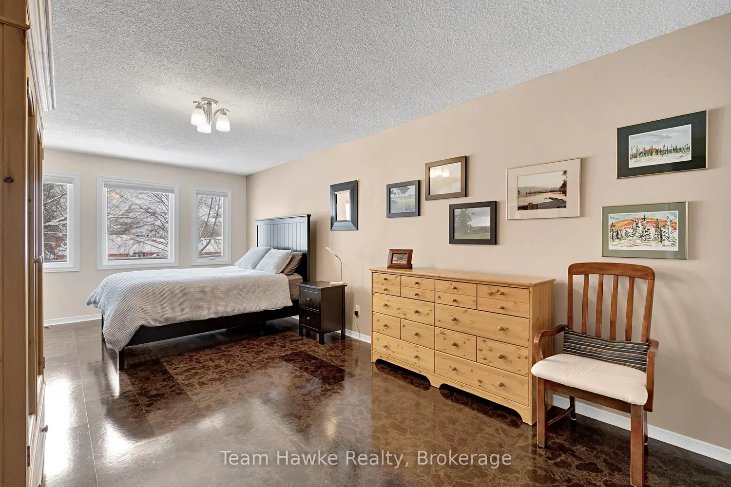 Additional image 9 of 945 Dominion Avenue