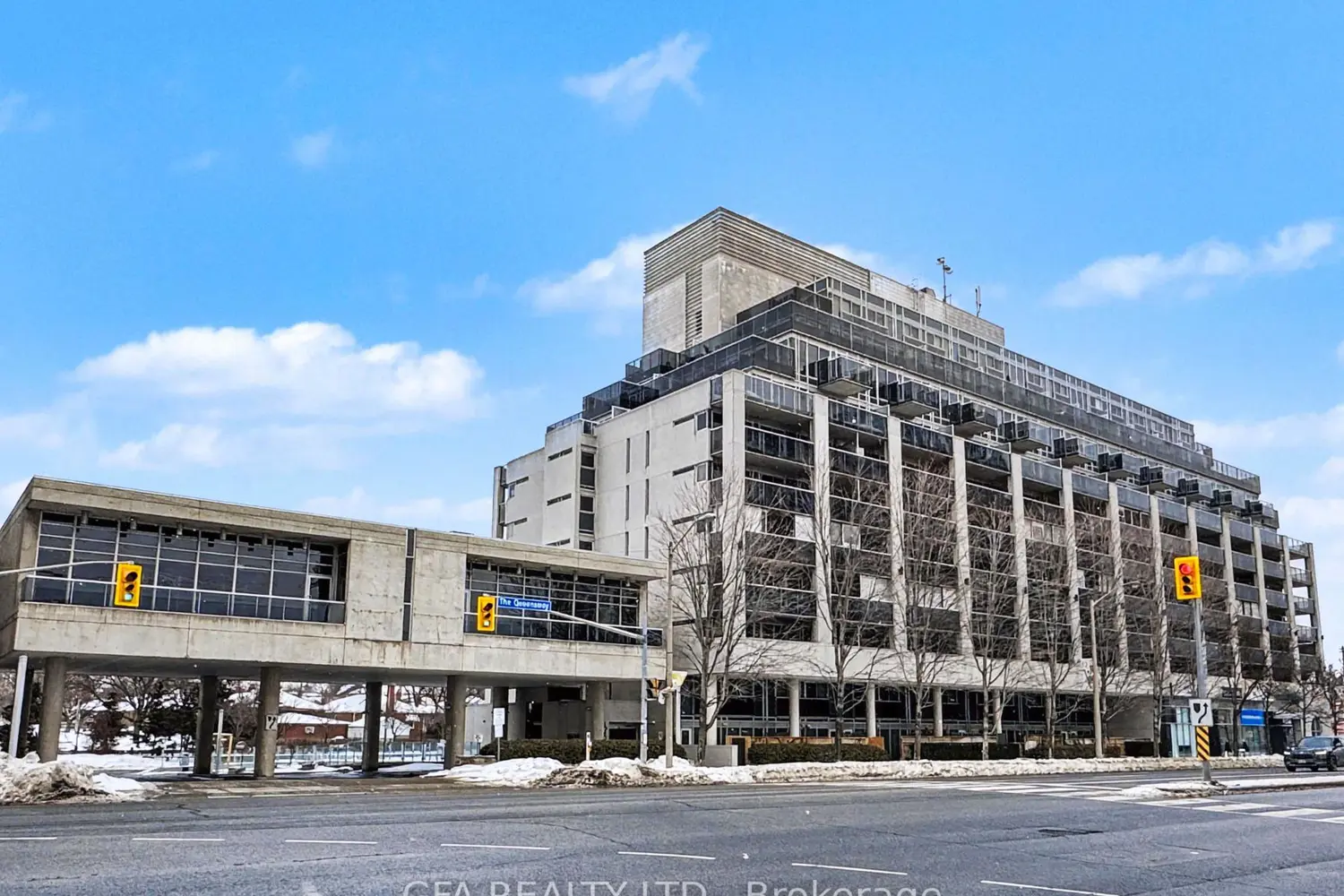 Additional image 18 of 1040 The Queensway Street 720
