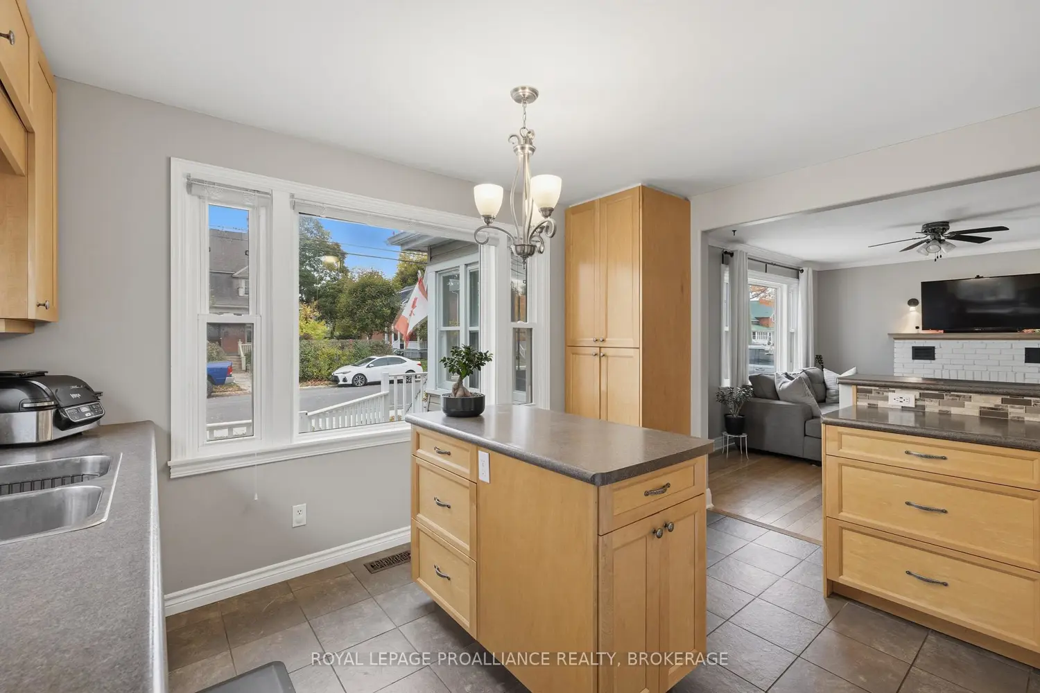 Additional image 12 of 225 East Street