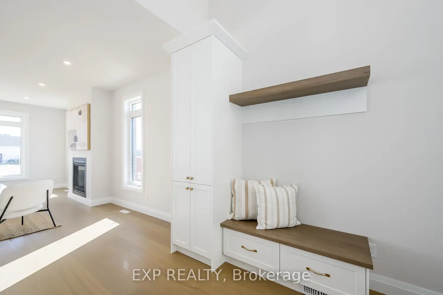75 Allister Drive photo 5