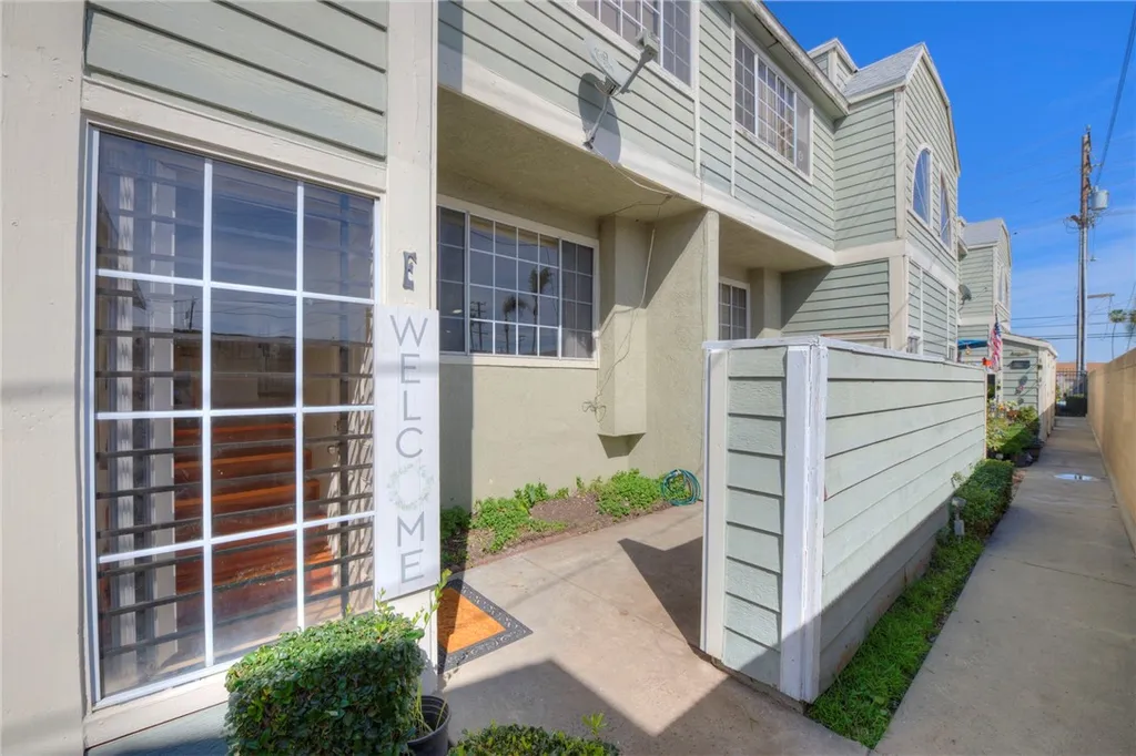 Additional image 5 of 16331 Cornuta Avenue Unit E, Bellflower, CA 90706