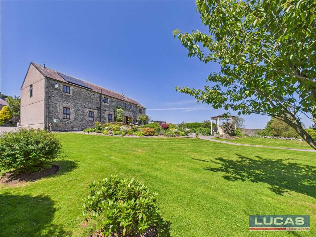 5 bed detached house for saleStorws, Llanfigael, Holyhead LL65