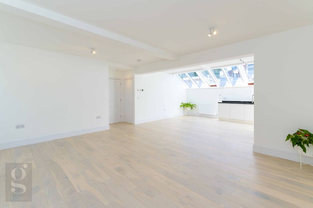 Additional image 3 of 3 bed flat for saleOffa Street, Hereford HR1