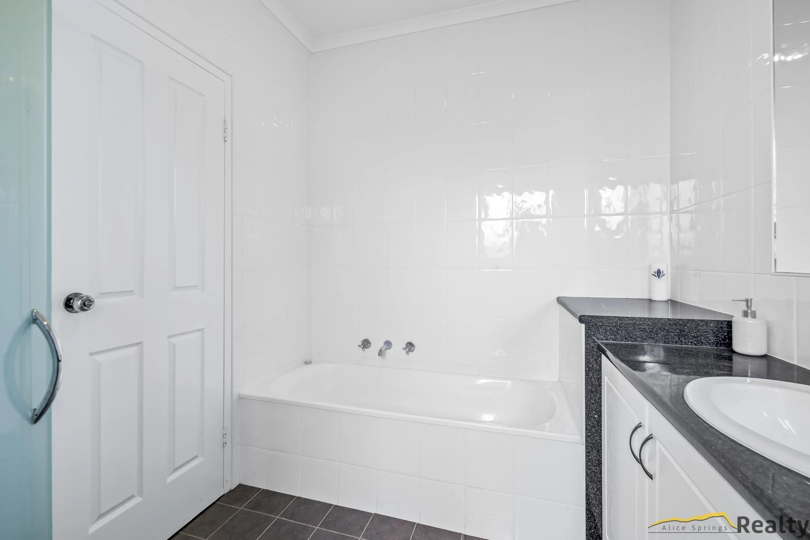 Additional image 20 of 23 Diarama Close, Araluen NT 0870