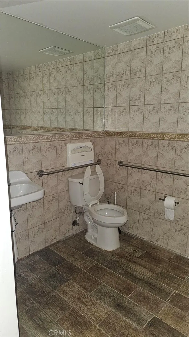 Additional image 22 of 23700 Western Ave, Harbor City, CA 90710