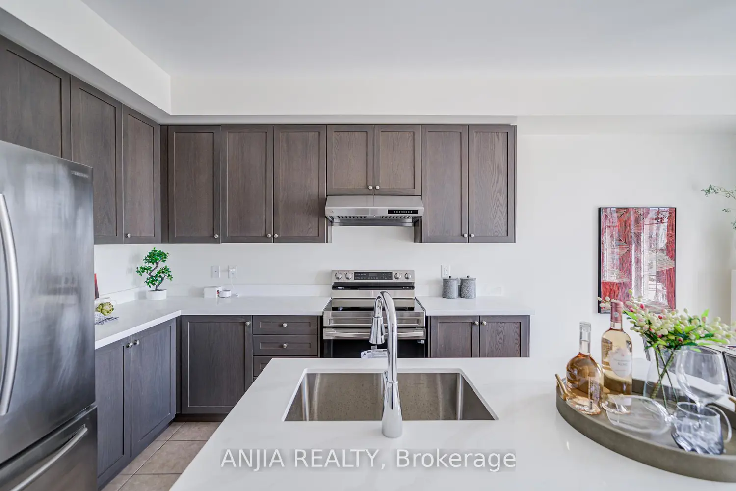 Additional image 3 of 9349 Kennedy Road