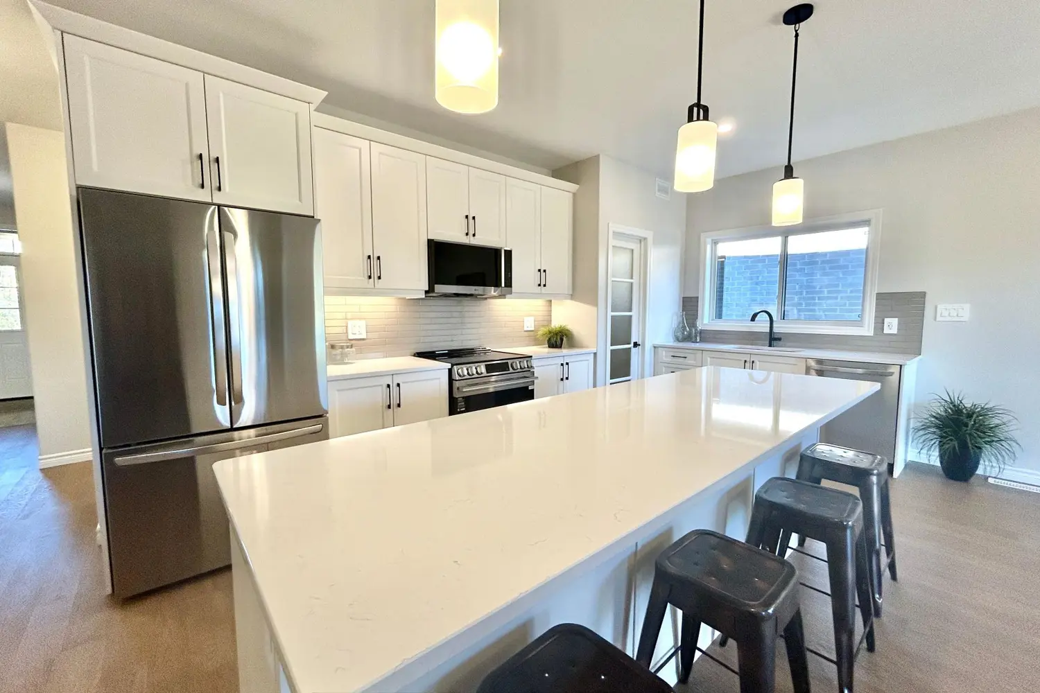 Additional image 4 of 130 Stonecrest Boulevard