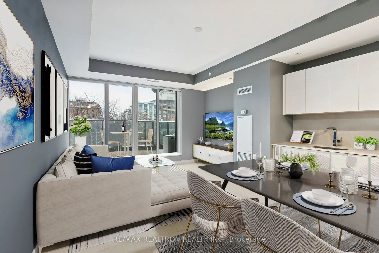 Additional image 12 of 330 Richmond Street 307