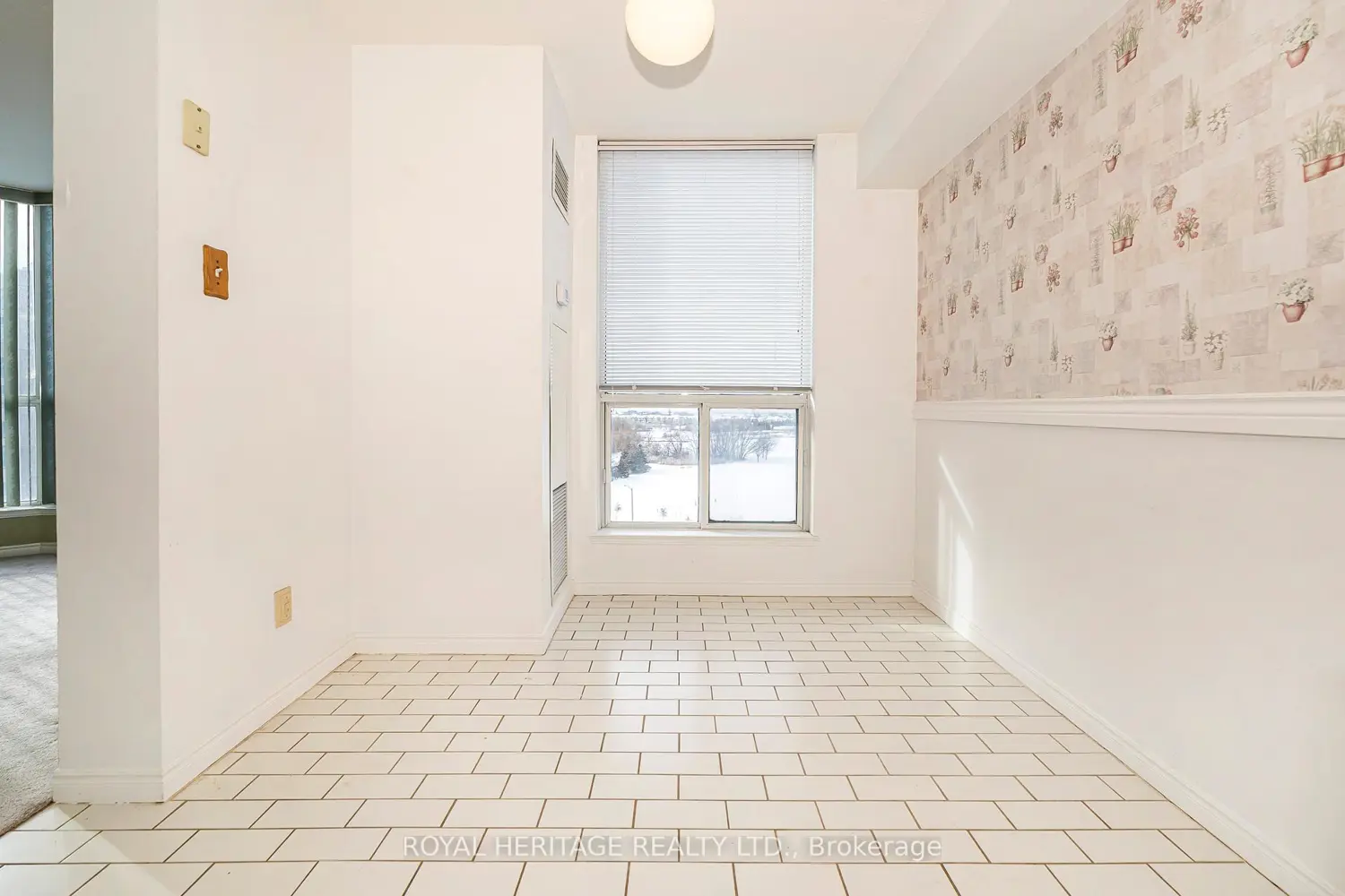 360 Watson Street 901 photo 5