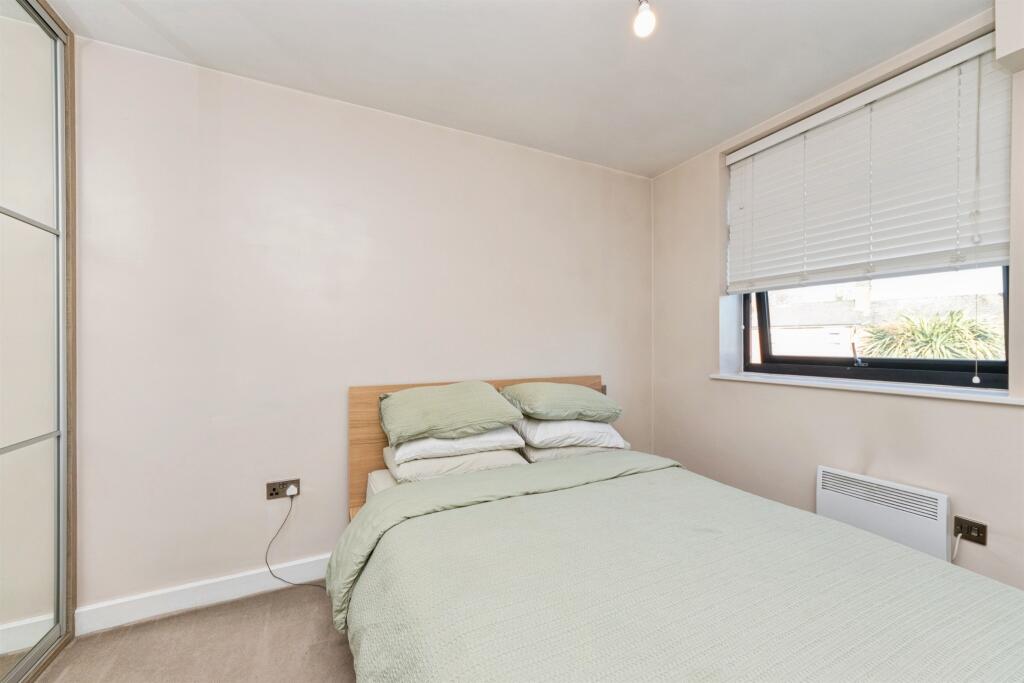 Additional image 14 of Wagon Lane, Birmingham