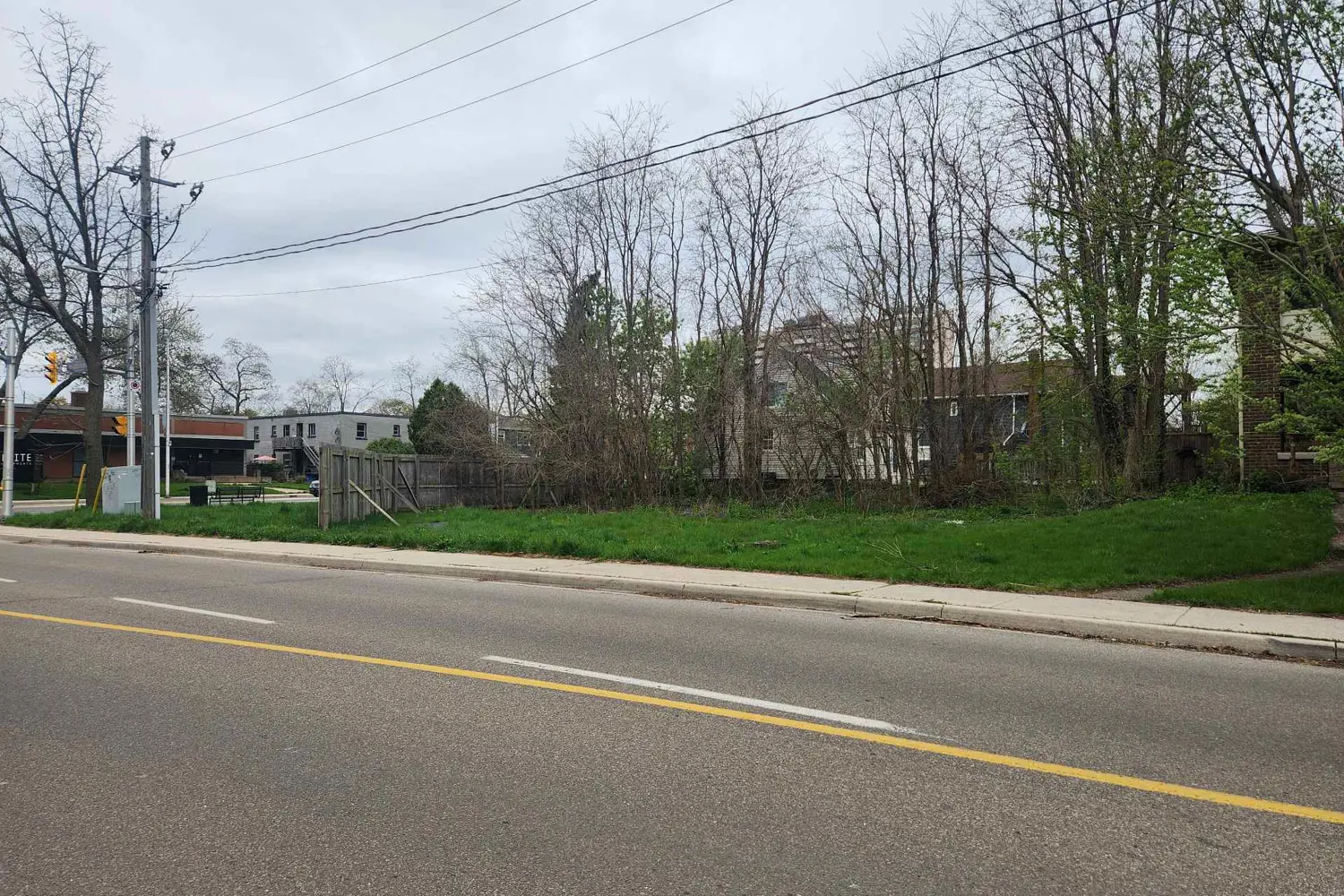 Additional image 2 of 685 Brant Street