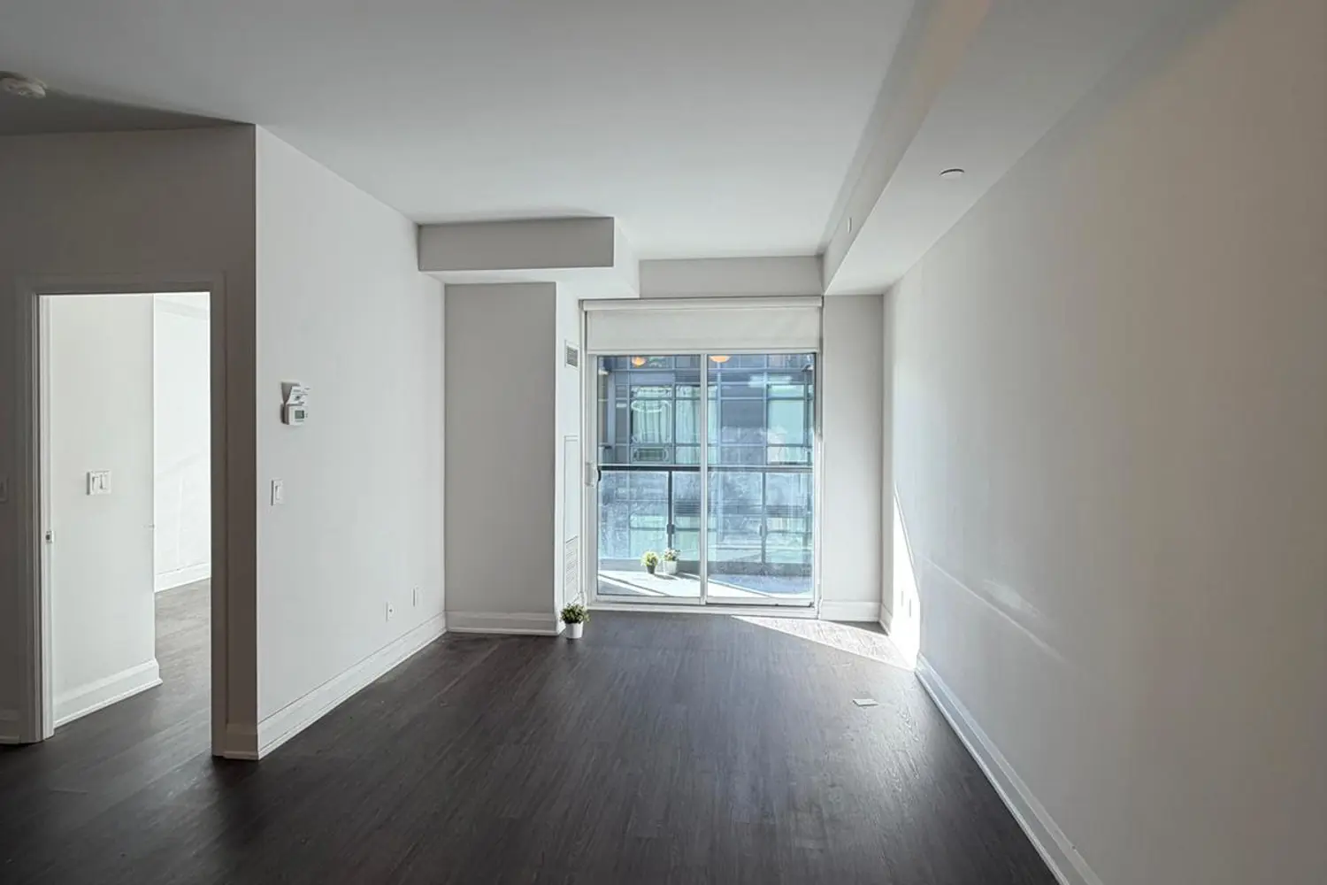 Additional image 7 of 25 Fontenay Court 417