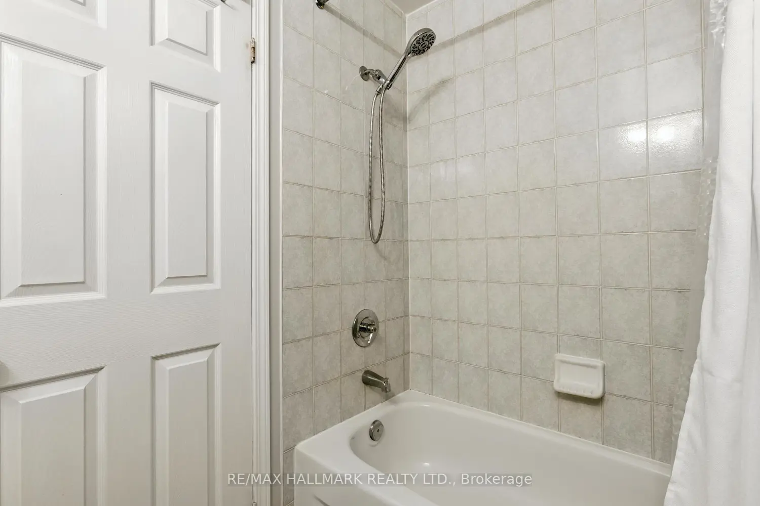 Additional image 4 of 568 Legresley Lane