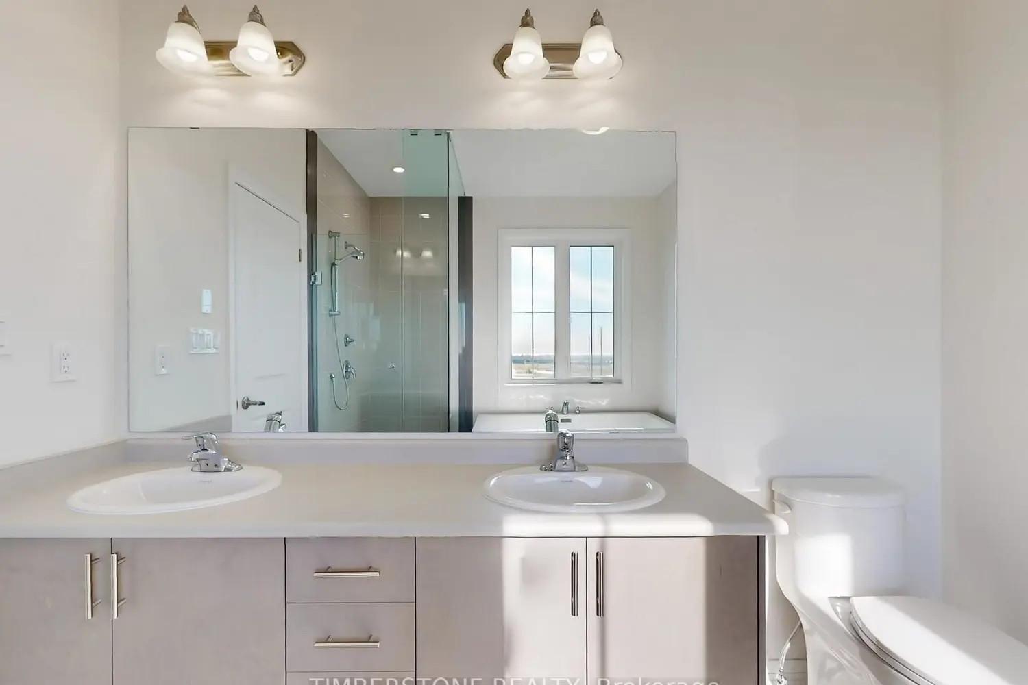 Additional image 13 of 1103 Zircon Manor