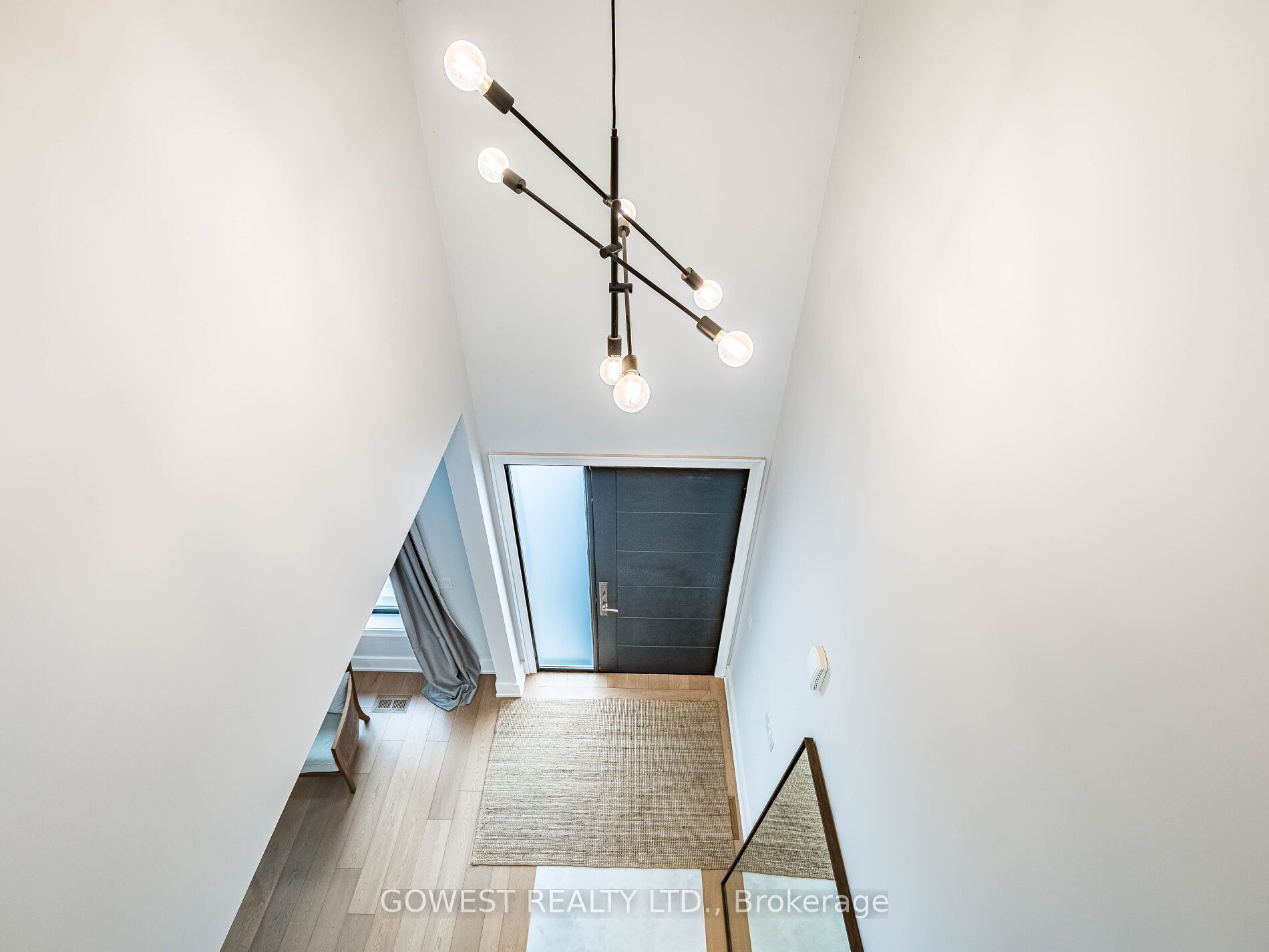 Additional image 2 of 402 Niar Avenue, Mississauga, ON, L5G 1W3