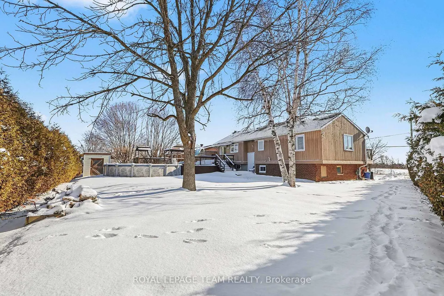 Additional image 14 of 237 Queen West Street