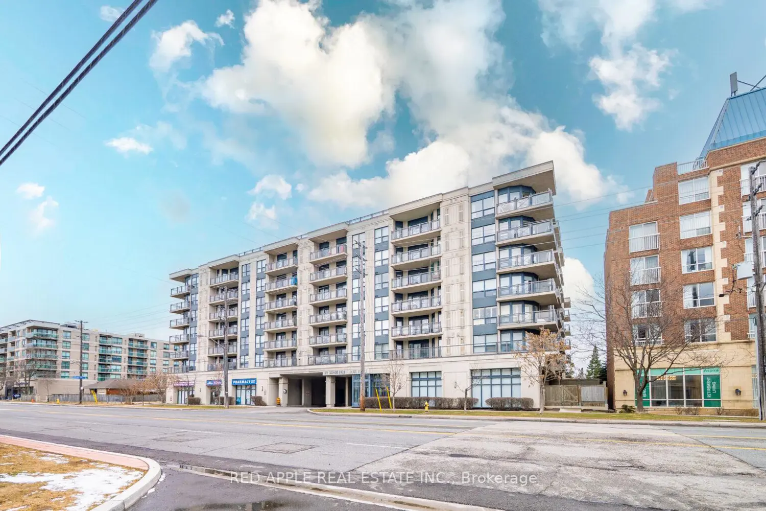 872 Sheppard Avenue 213