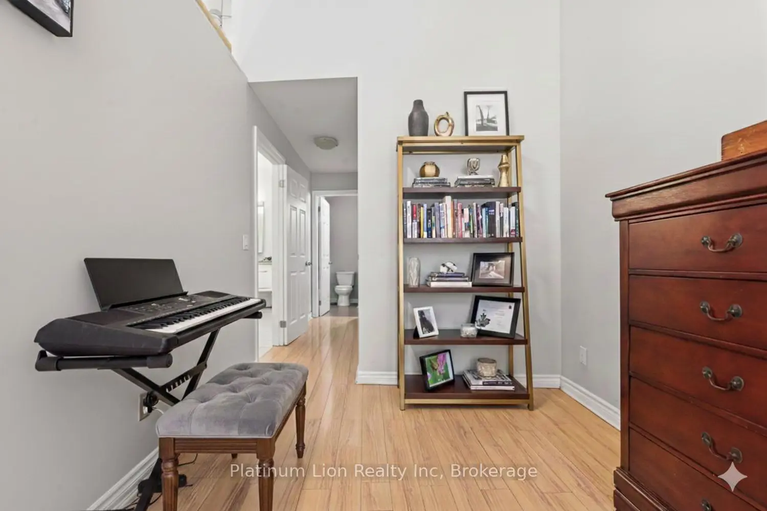 Additional image 18 of 80 King William Street 212