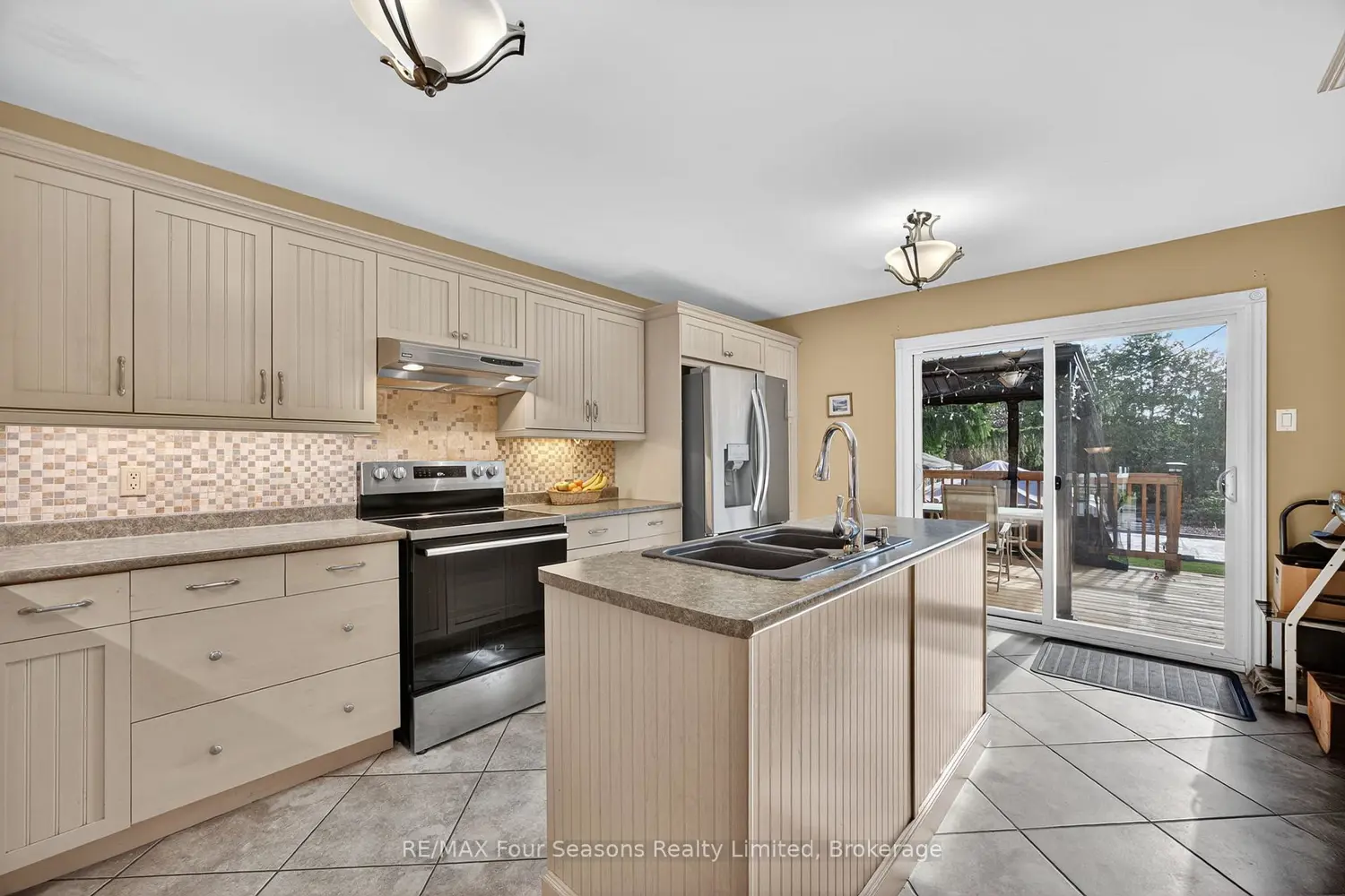 Additional image 5 of 7 Batteaux Road