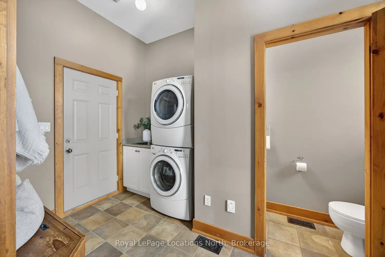 Additional image 7 of 107 Venture Boulevard