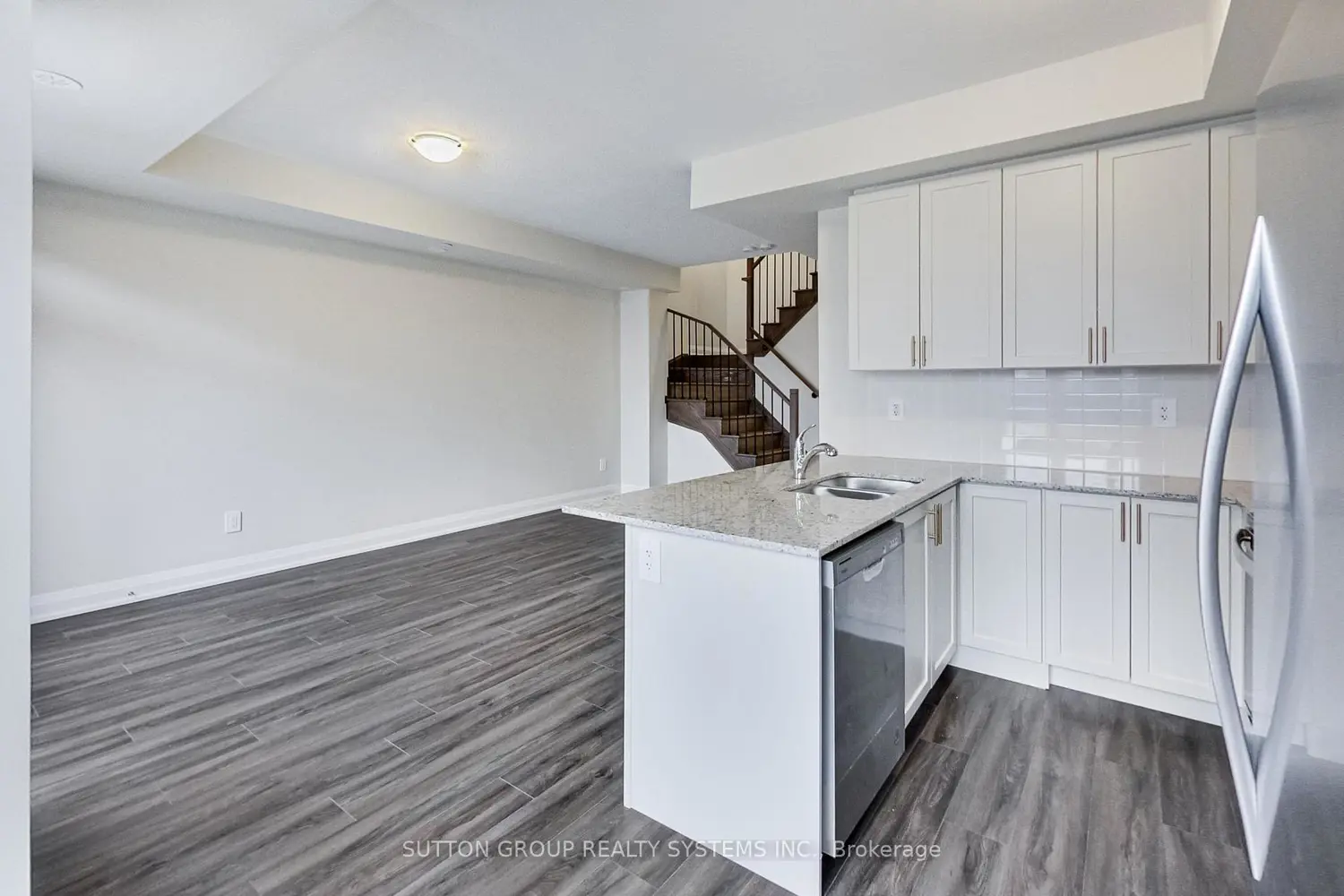 Additional image 3 of 1581 Rose Way 114