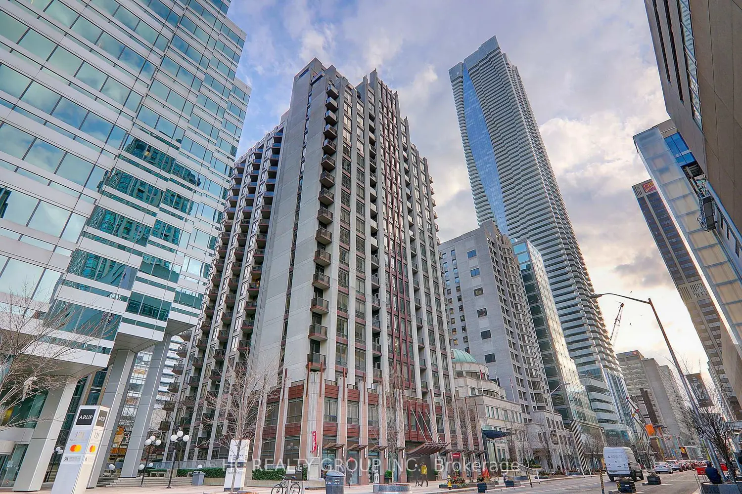 85 Bloor Street 412