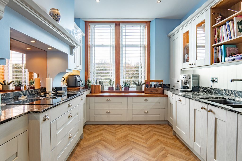 Additional image 12 of 6 bed detached house for saleThornhill Road, Forres IV36