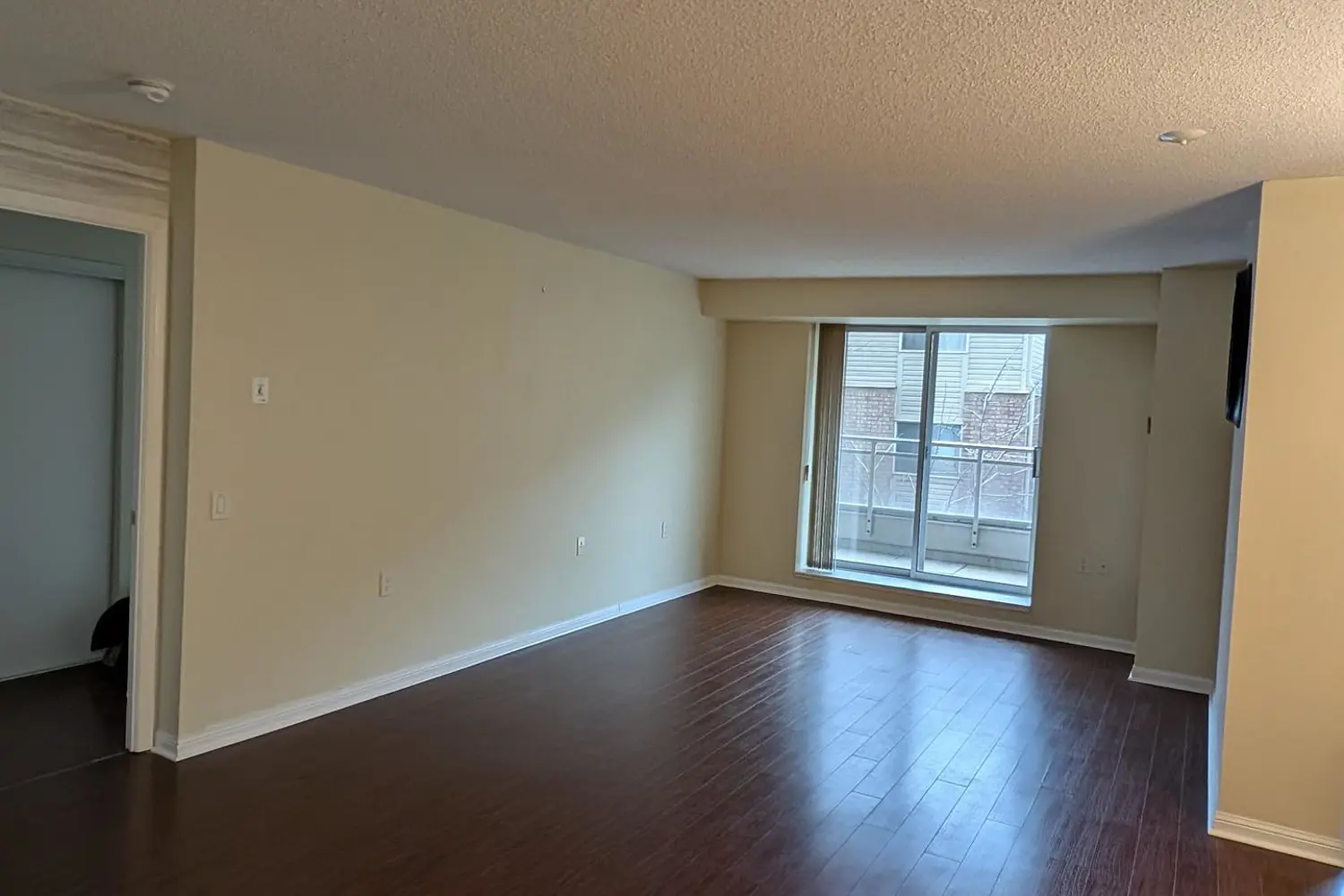 Additional image 14 of 650 Lawrence Avenue 223