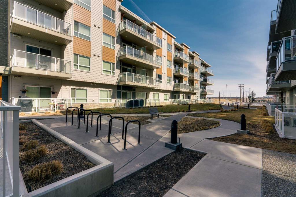 410-200 Harvest Hills Place NE, Calgary, AB, T3K 2N3