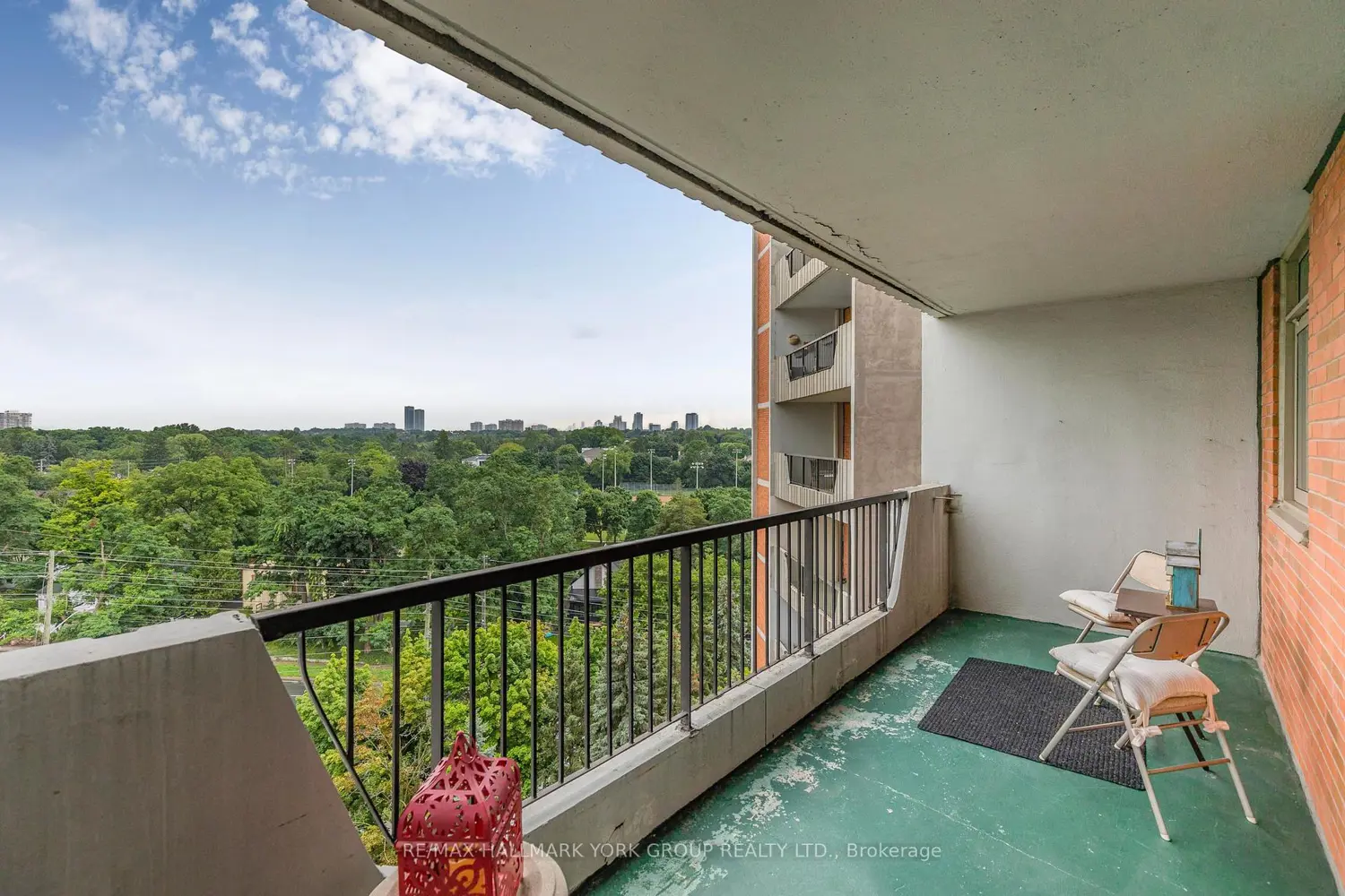 Additional image 14 of 7811 Yonge Street 1007