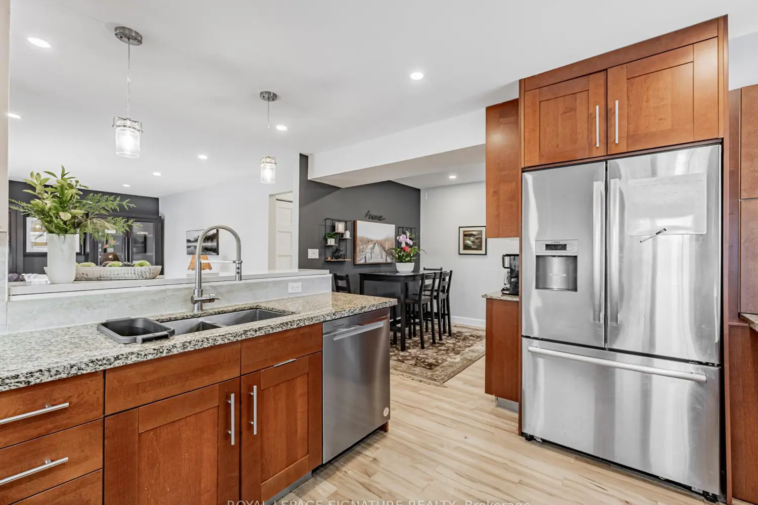 Additional image 6 of 706 Annland Street