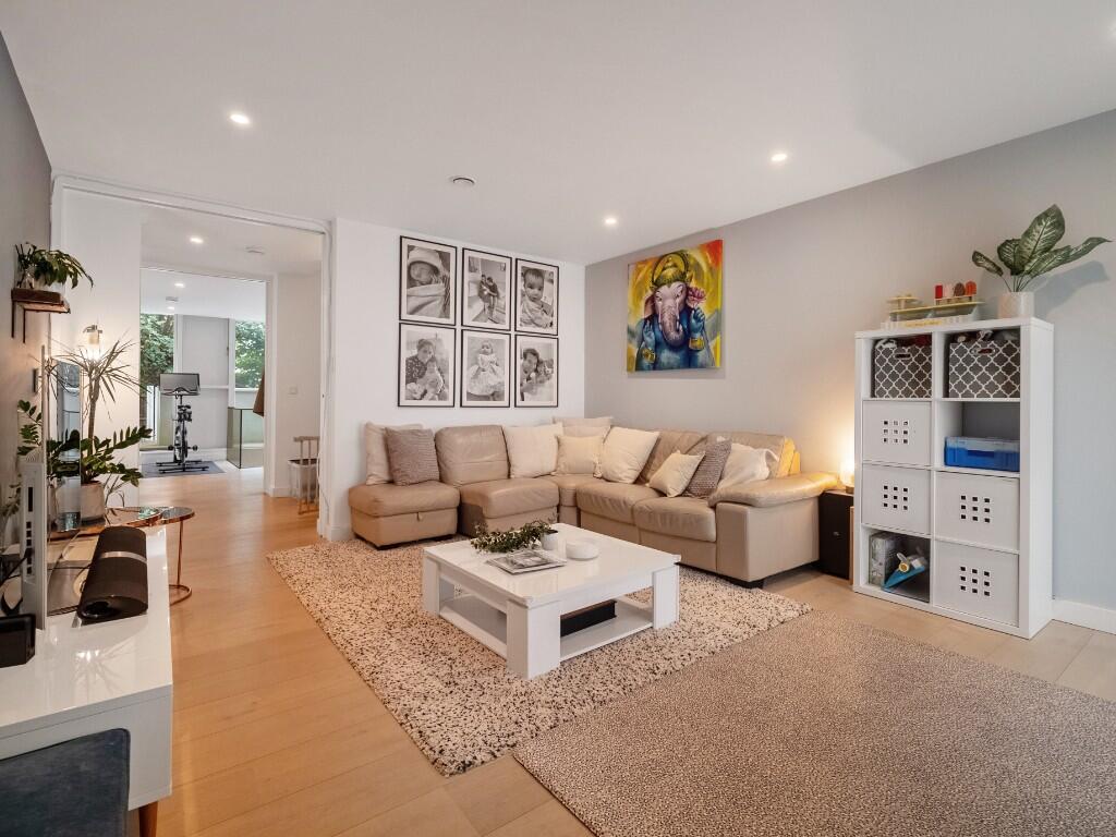 Additional image 6 of Gabriel Square, St. Albans, Hertfordshire, AL1