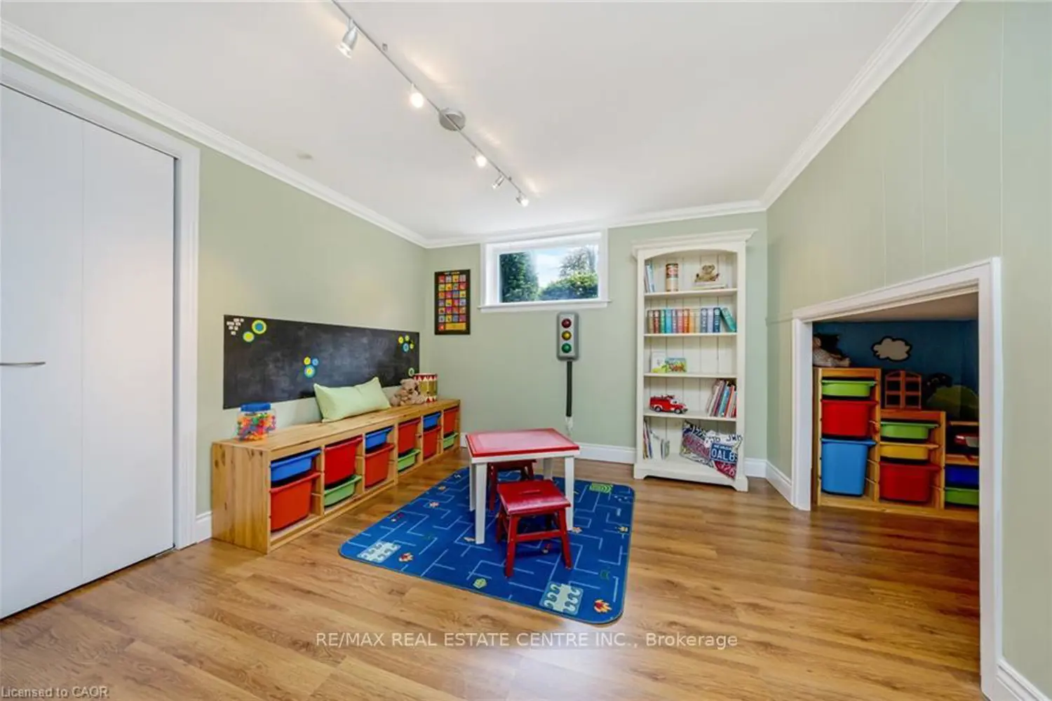 Additional image 12 of 2157 8 Side Road